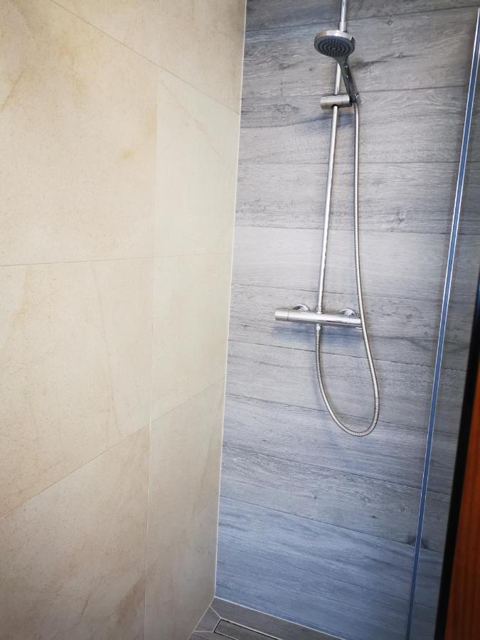 Spazioso E Completo Appartamento Con 3 Camere, Doppi Servizi, Fino A 8 Posti Letto 佩达韦纳 外观 照片