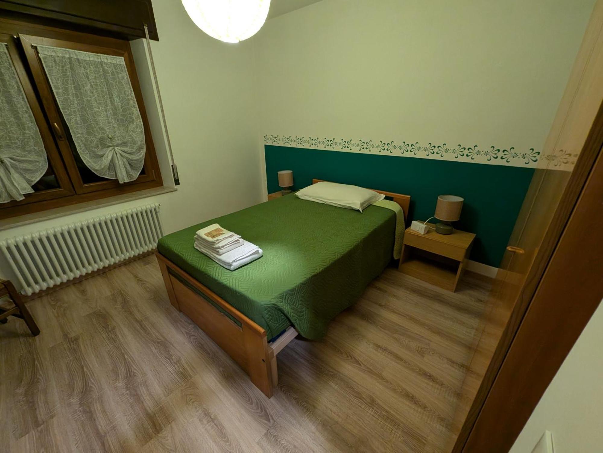 Spazioso E Completo Appartamento Con 3 Camere, Doppi Servizi, Fino A 8 Posti Letto 佩达韦纳 外观 照片